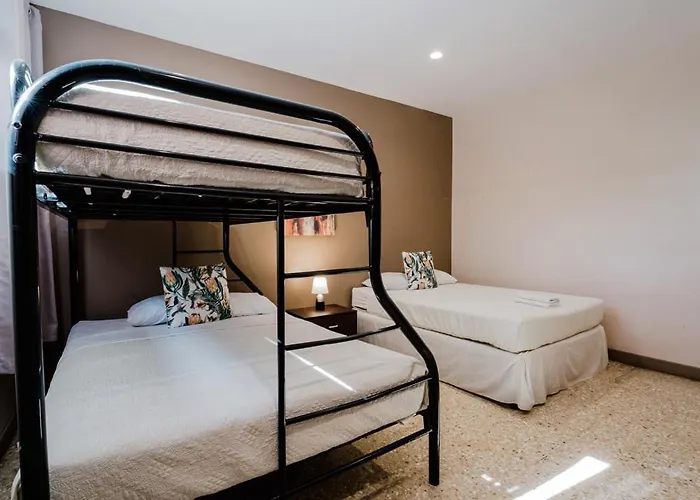 Hotel Diriá 3*